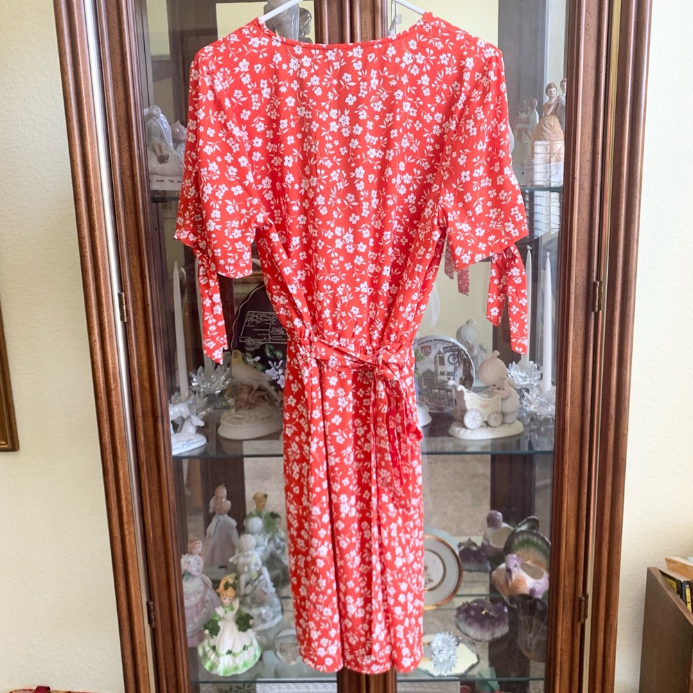 New Look Red Ditsy Floral Dress - Picture 4 of 5